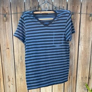 Foreign Exchange Shirt Adult size  M Short Sleeve Lightweight Classic Men